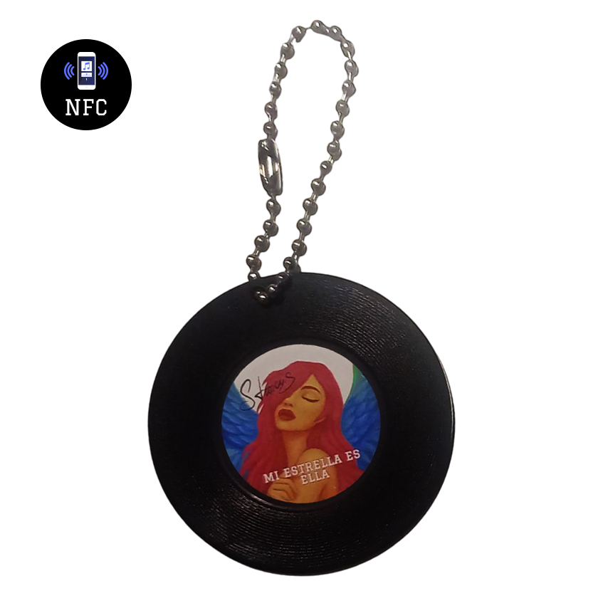 Mini Vinilo Llavero con NFC – “Mi estrella es ella” de Starcris